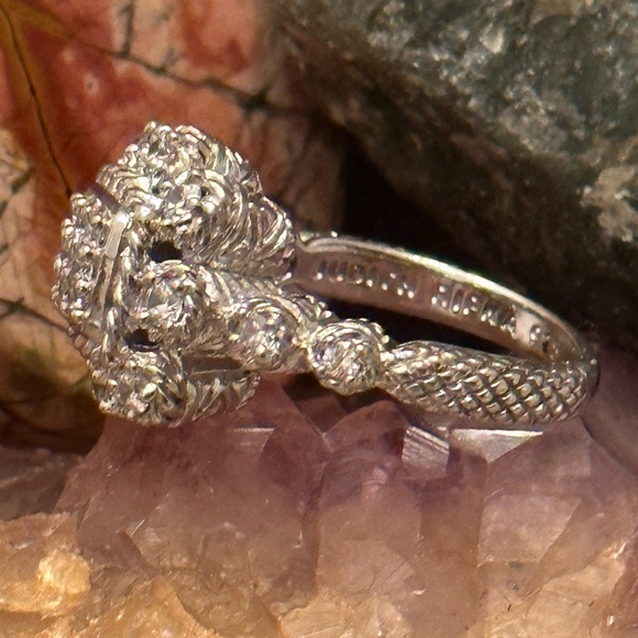 Judith Ripka CZ sterling silver ring - Picture 2 of 7